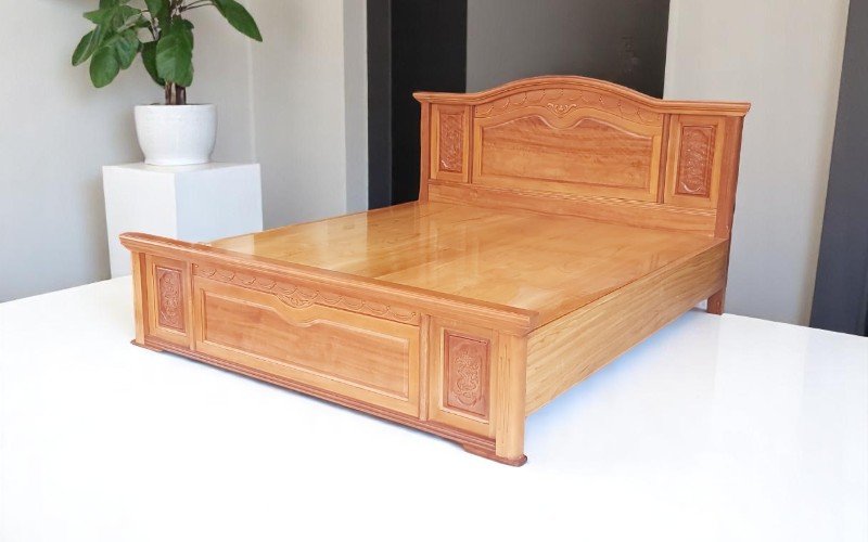 Giường gỗ xoan đào