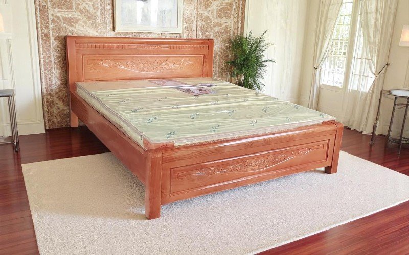 Giá giường gỗ xoan đào 1m8x2m