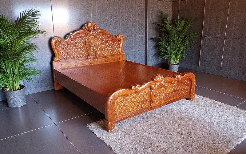 Giường tân cổ điển
