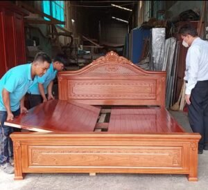 Giường ngủ gỗ tự nhiên bền bỉ